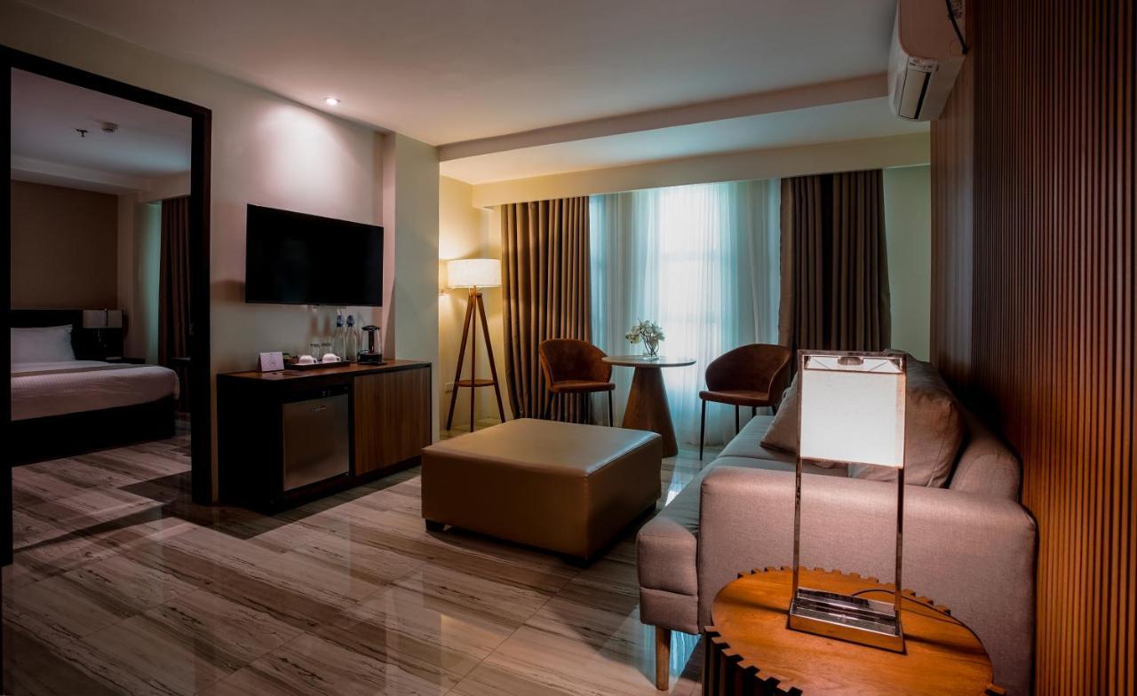 Hotel Areca Legazpi Kültér fotó