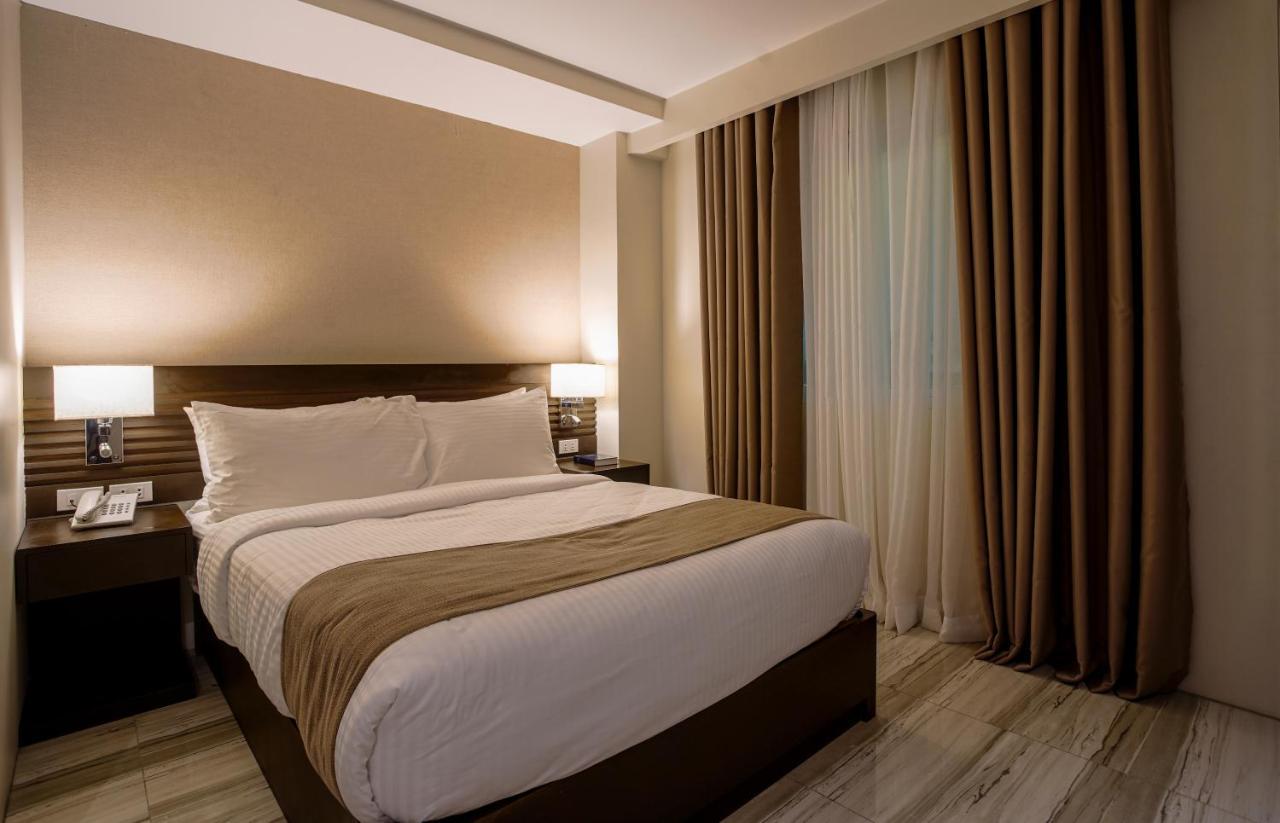 Hotel Areca Legazpi Kültér fotó