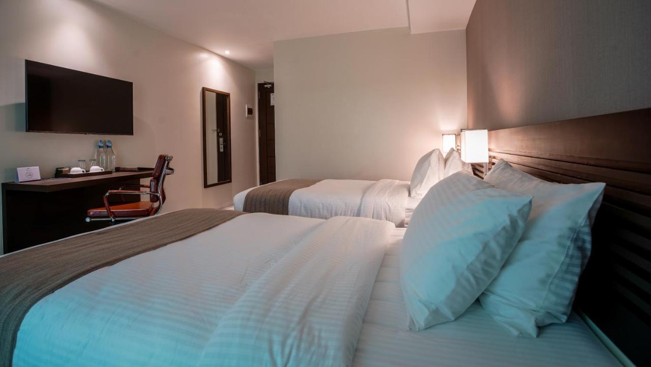 Hotel Areca Legazpi Kültér fotó